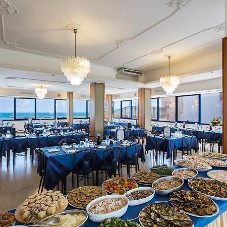 Hotel Miramare 가테오 아 마레 외부 사진